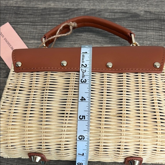 🔥LAST ONE🔥 E|N Expressions | Vegan Wicker Handbag w/Crossbody✨ - Picture 5 of 13